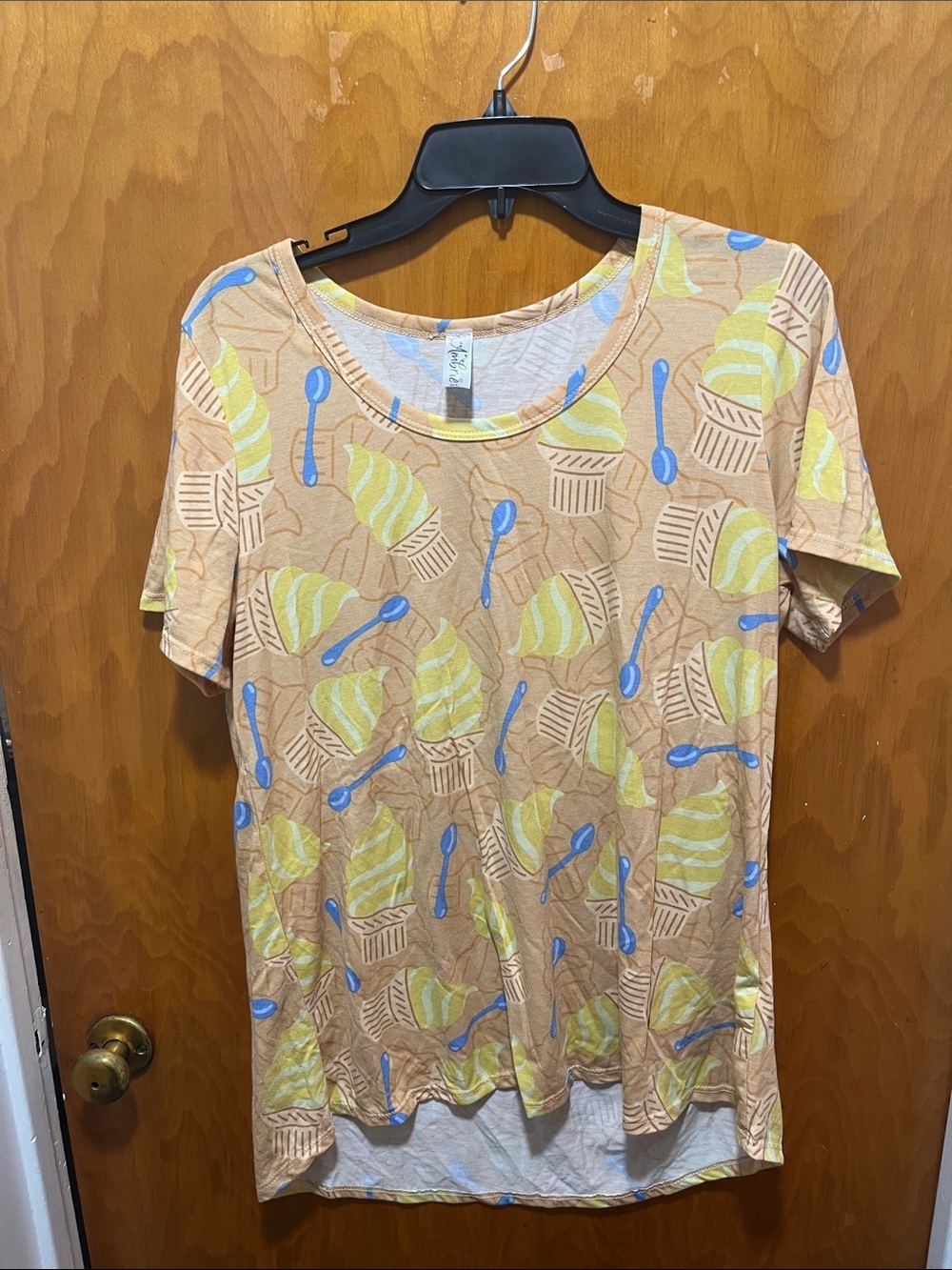 Women’s Scoop Neck Dole Whip themed